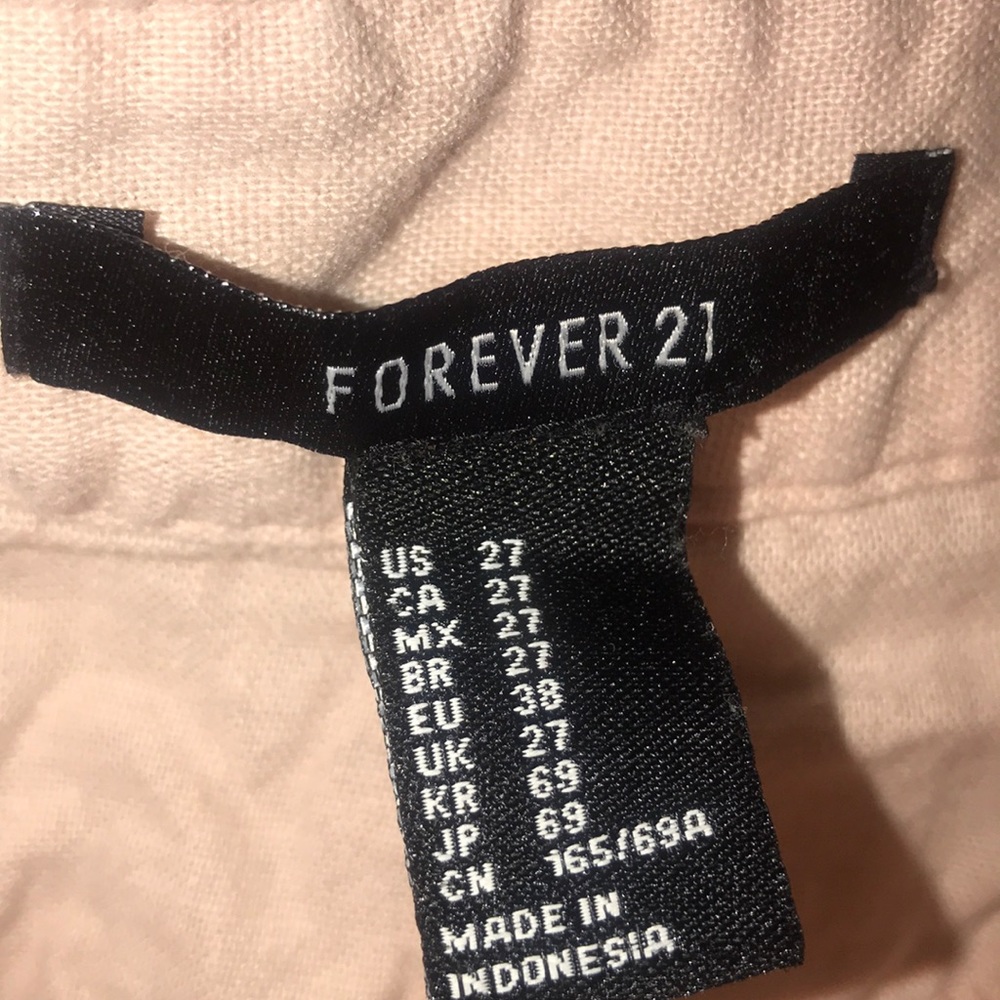 Shorts 🩳 - Picture 3 of 3